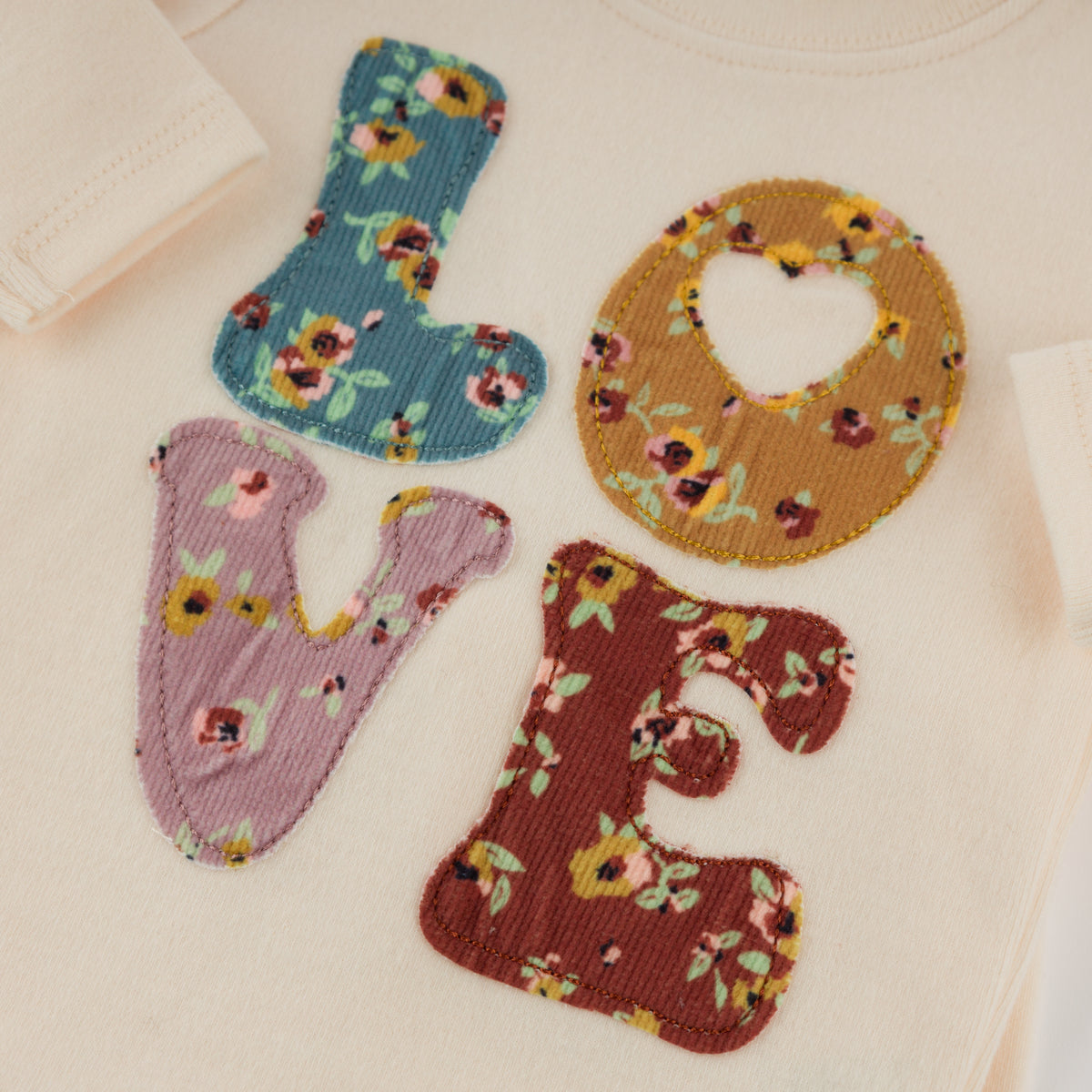 oh baby! Two Piece Set - Harvest Bloom "LOVE" - Sugar Cookie - Applique