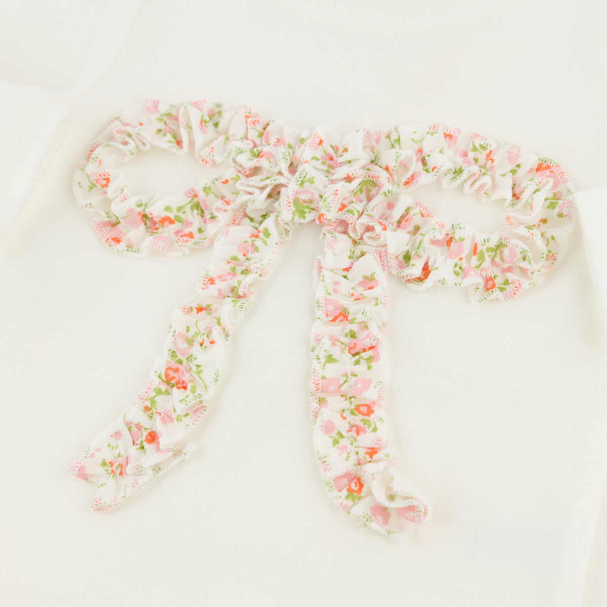 oh baby! Two Piece Set - Blush Poppy Sprig Ruffle Bow Applique - Cream - Close Up