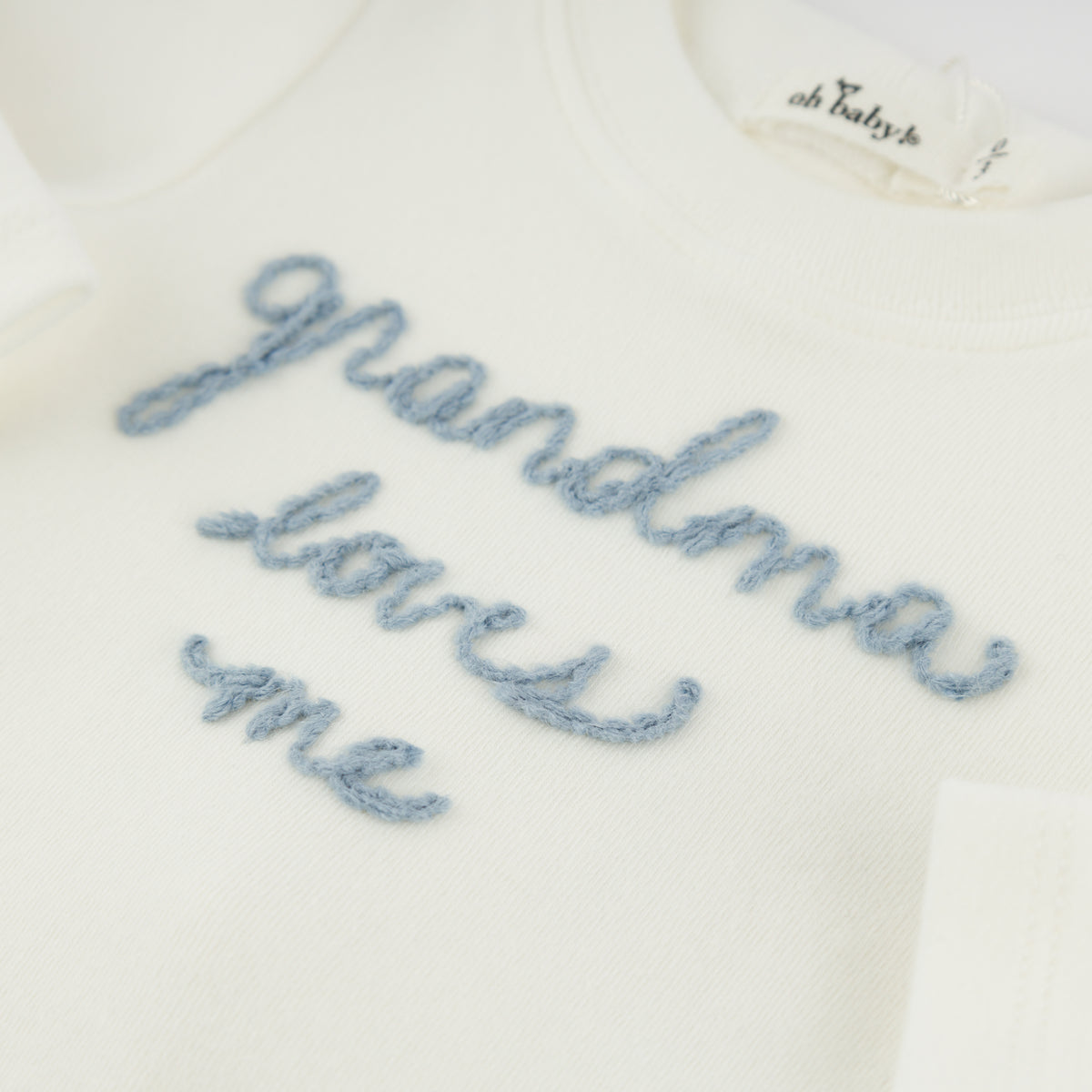 oh baby! Two Piece Set - "grandma loves me" Fog Embroidered - Cream - Close Up