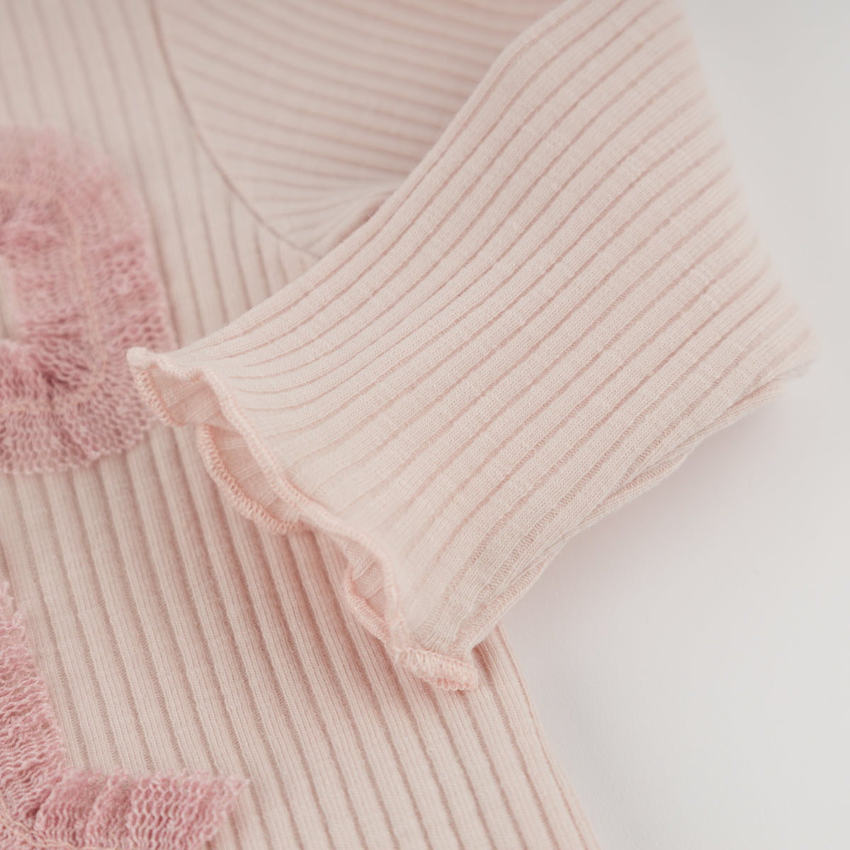 oh baby! Two Piece Lettuce Edge Set - Ruffle Bow - Dusty Pink - Sleeve