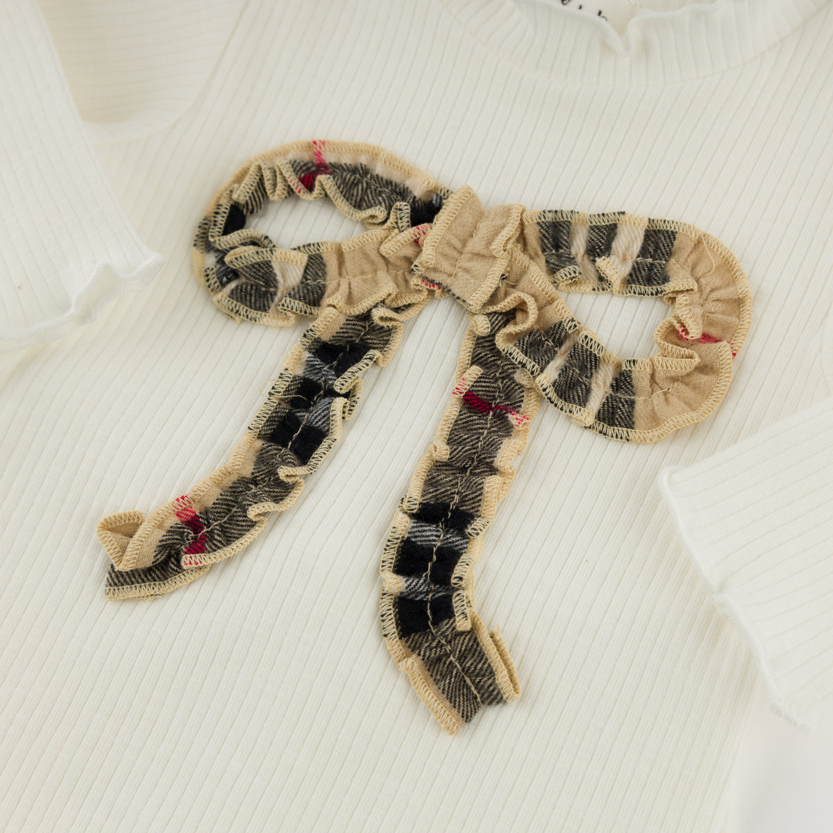 oh baby! Mock Neck Two Piece Set - Mini Tartan Classic Ruffle Bow - Cream - Close Up Bow