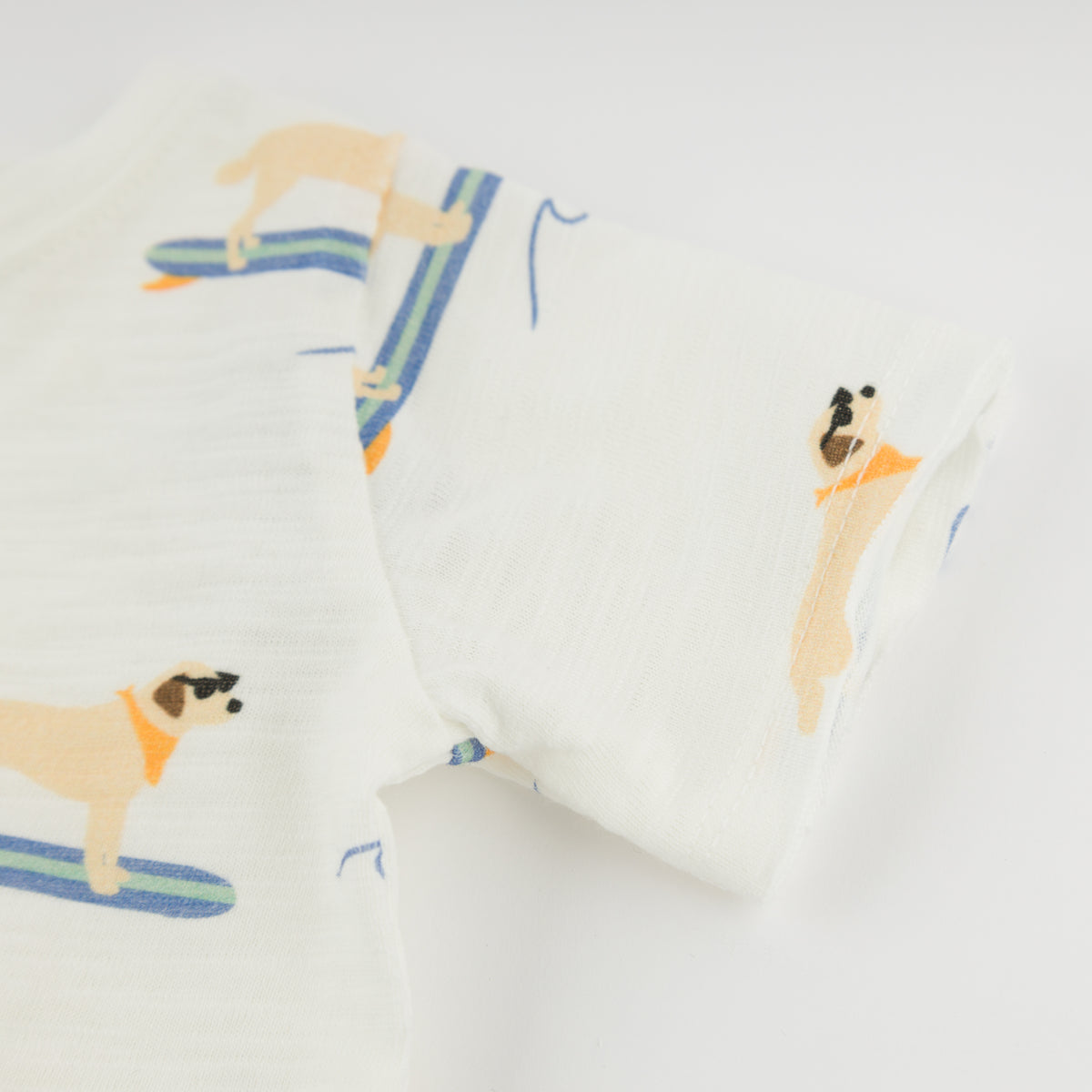 oh baby! Raw Edge Tee & Shorts Set - Surfing Dog Print - Oyster - Sleeve