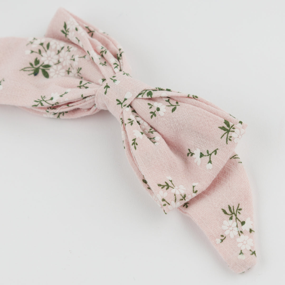 oh baby! Scarlett Bow on Clip - Apple Blossom - Pale Pink - Flat Lay