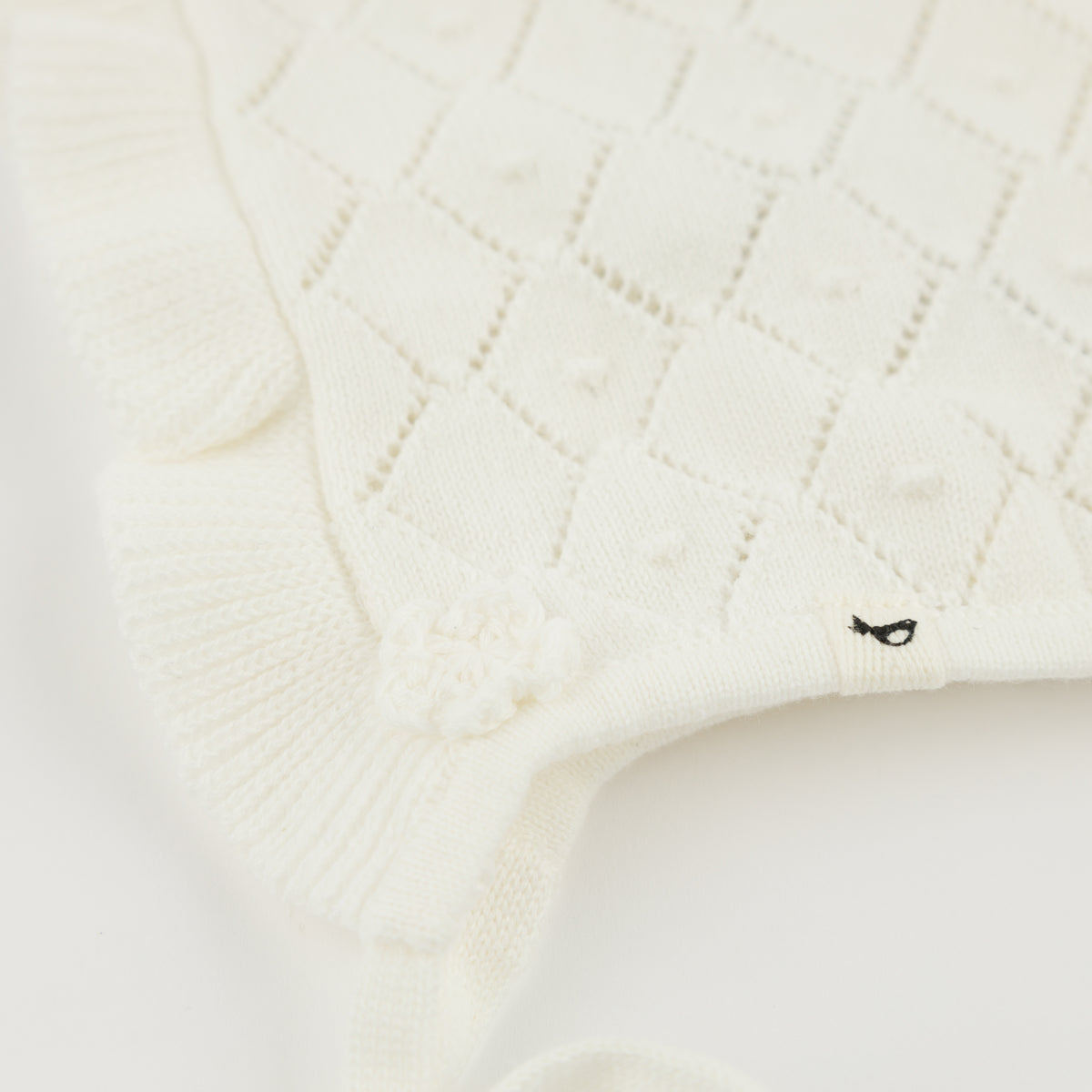 oh baby! Knitted Bonnet - Diamond Stitch - Oyster - Details Close