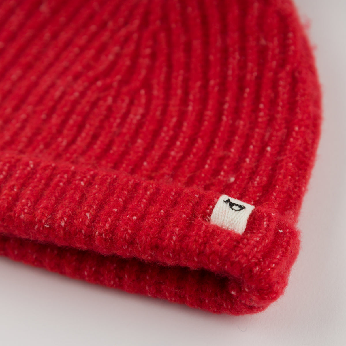 oh baby! Knitted Pom Hat - Ruby - brim