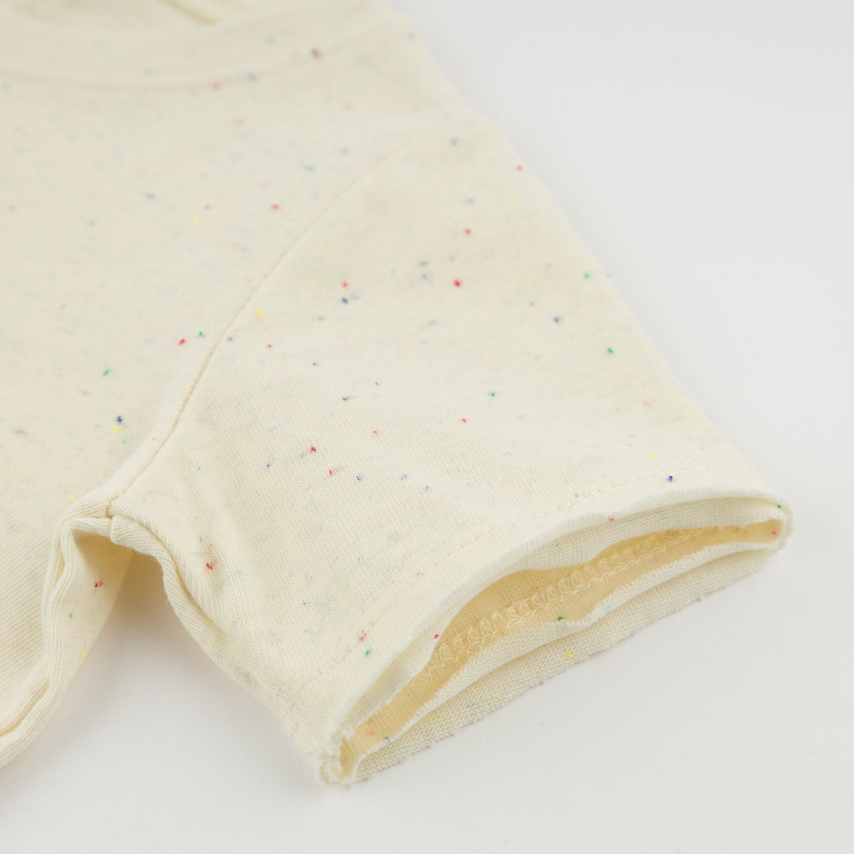 oh baby! Raw Edge Short Sleeve Tee - Sailboat Applique - Confetti Natural - Sleeve