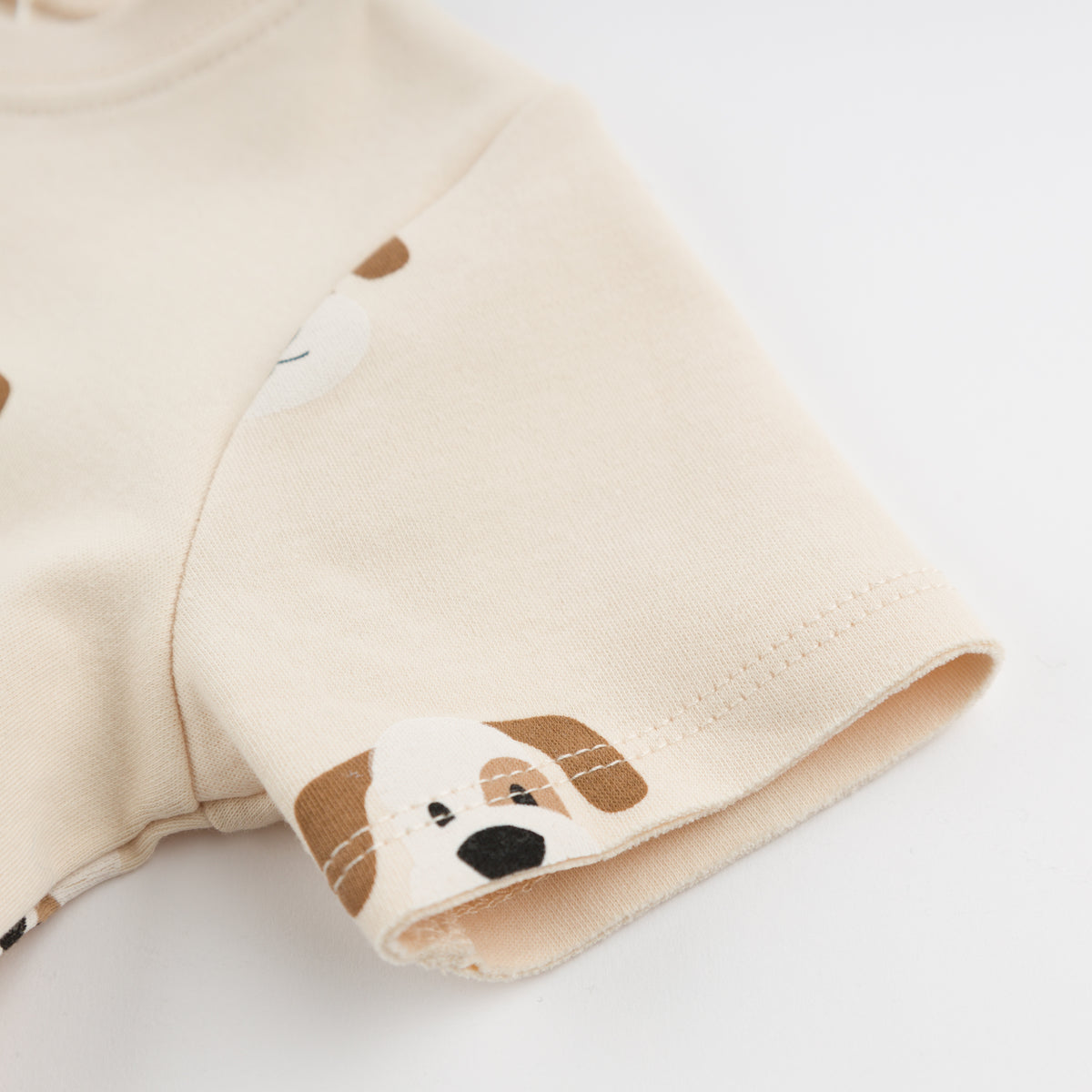 oh baby! Raw Edge Short Sleeve Tee - Puppies Print  - Natural - Sleeve