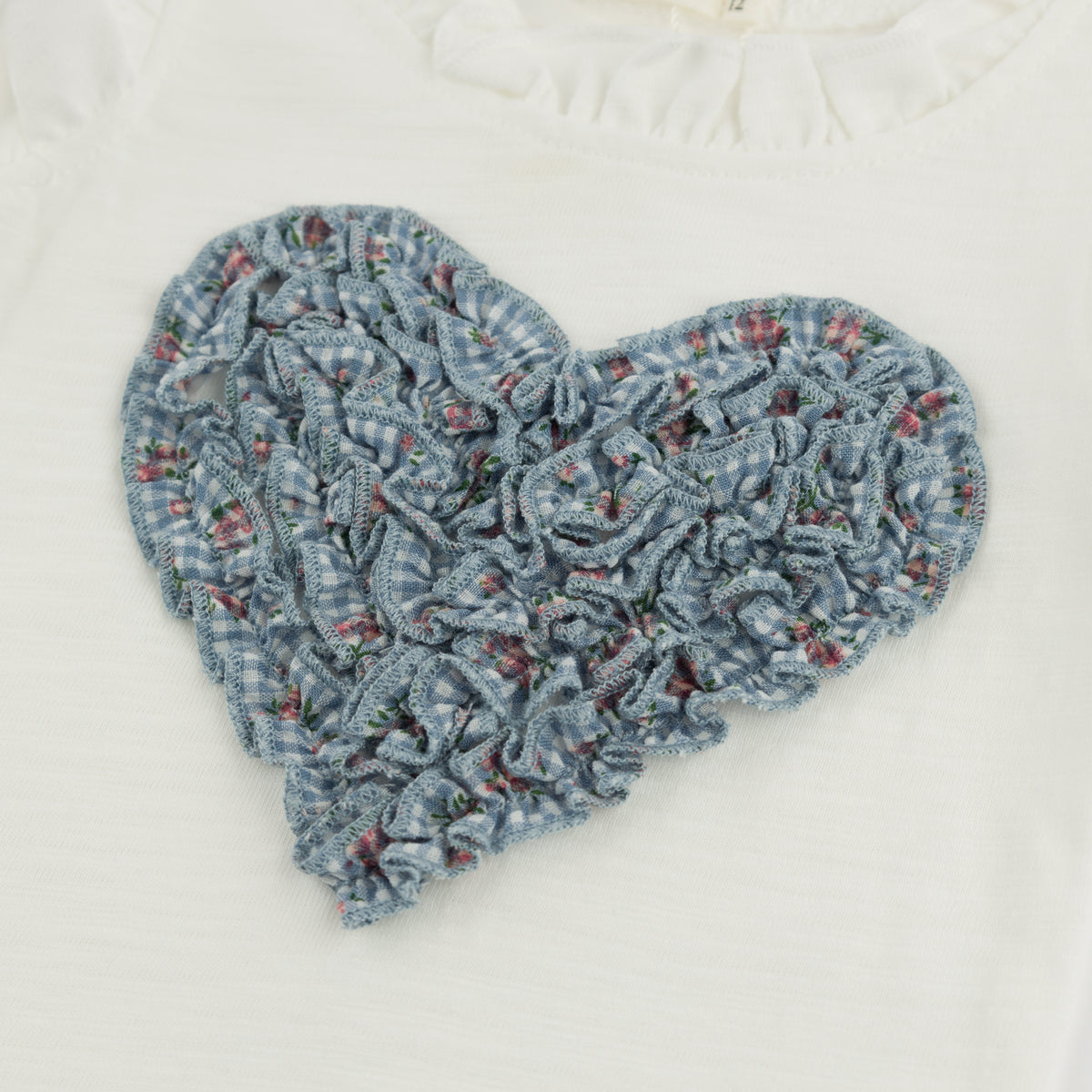 oh baby! Rebekah Tank Top - Dahlia Ruffle Heart - Oyster - Close-Up