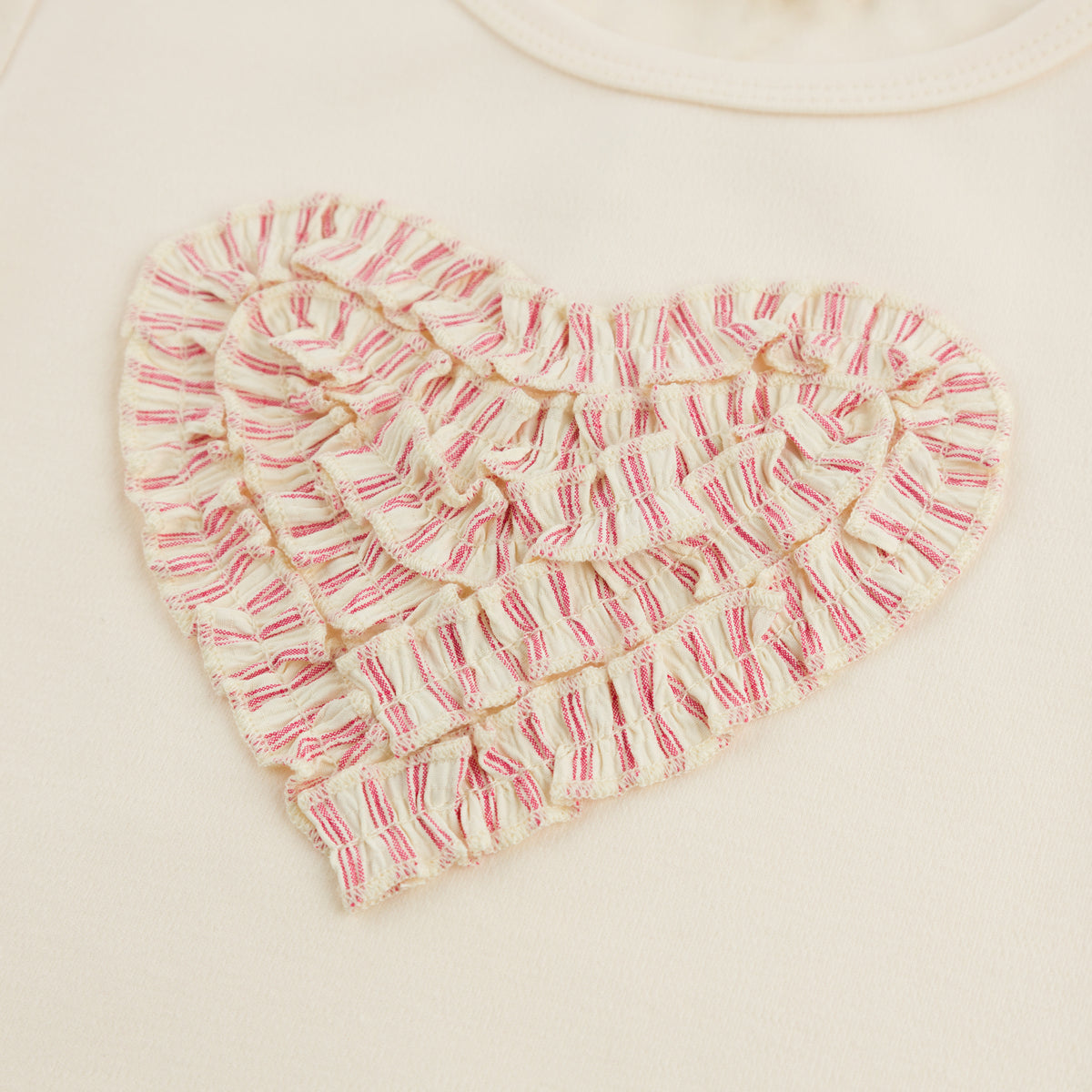 oh baby! Layla Tee - Stripes Ruffle Heart Applique - Natural - Close