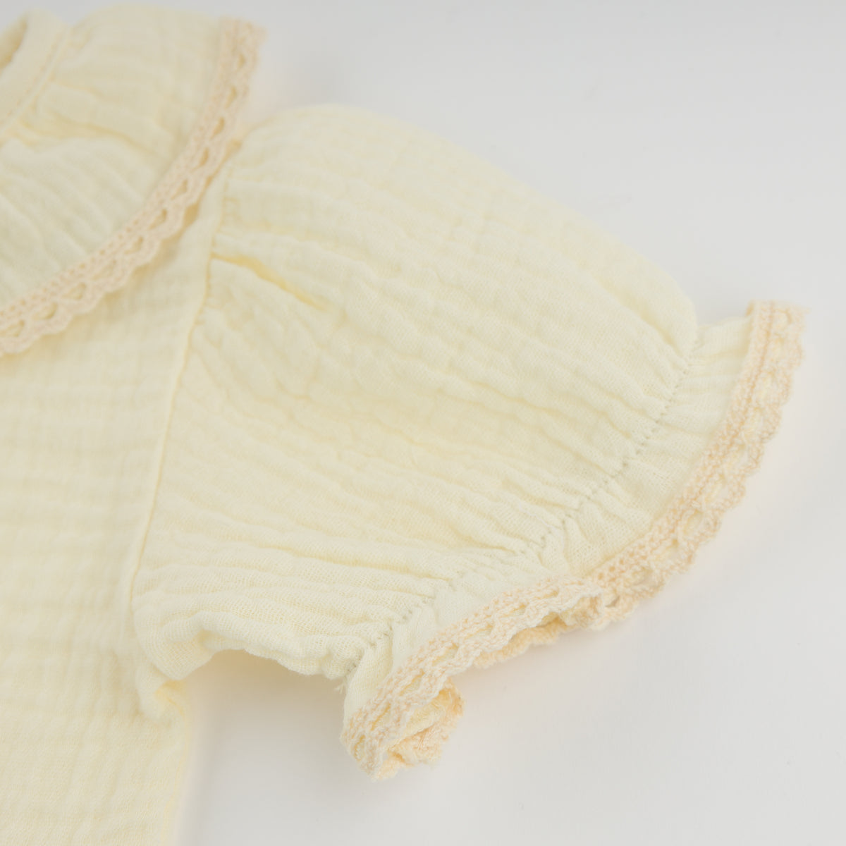oh baby! Layla Blouse - Crochet Trim Gauze - Butter - Sleeve