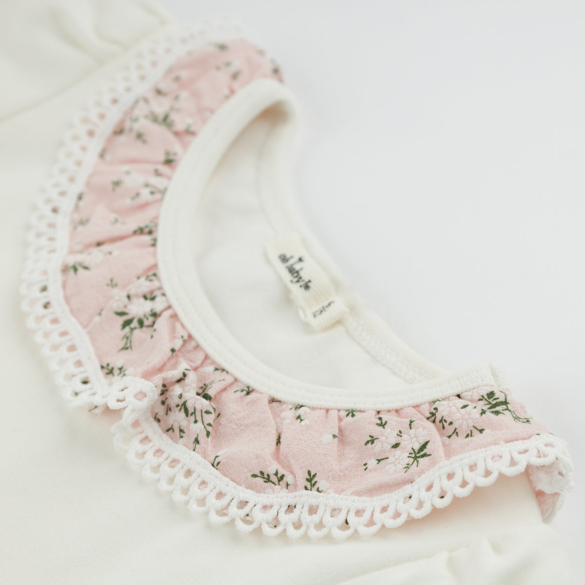 oh baby! Layla Short Sleeve Tee - Pink Apple Blossom Bella Collar - Oyster - Collar