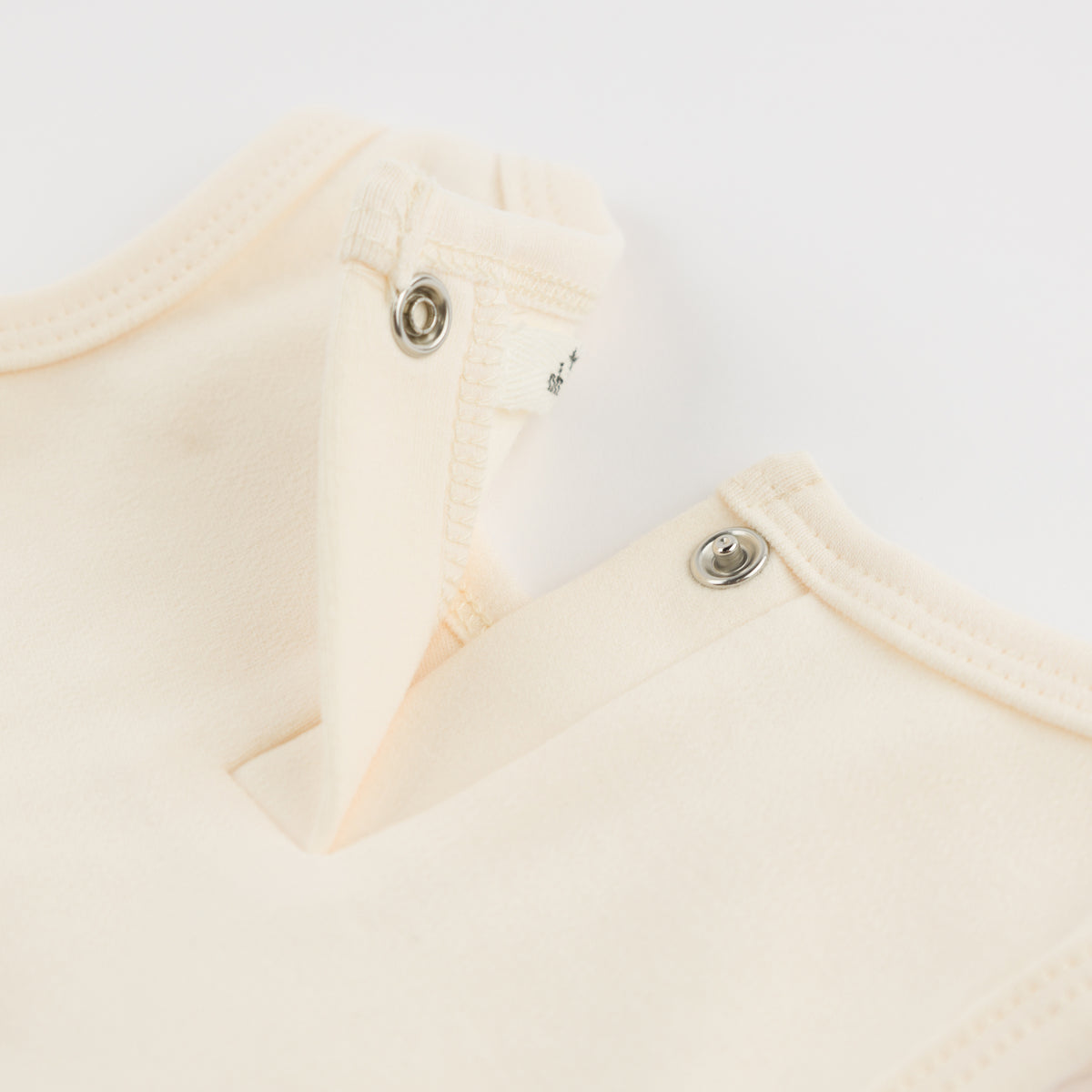 oh baby! Bubble - Stripes Ruffle Heart - Natural - back Snap