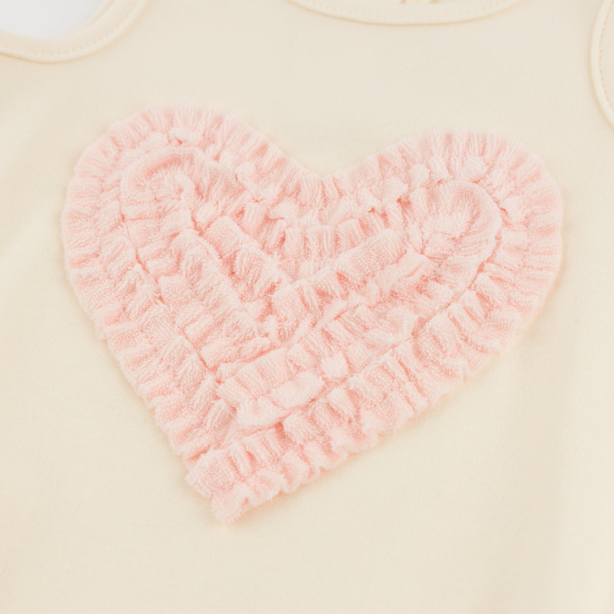oh baby! Bubble - Terry Pink Ruffle Heart Applique - Milk - Close Up