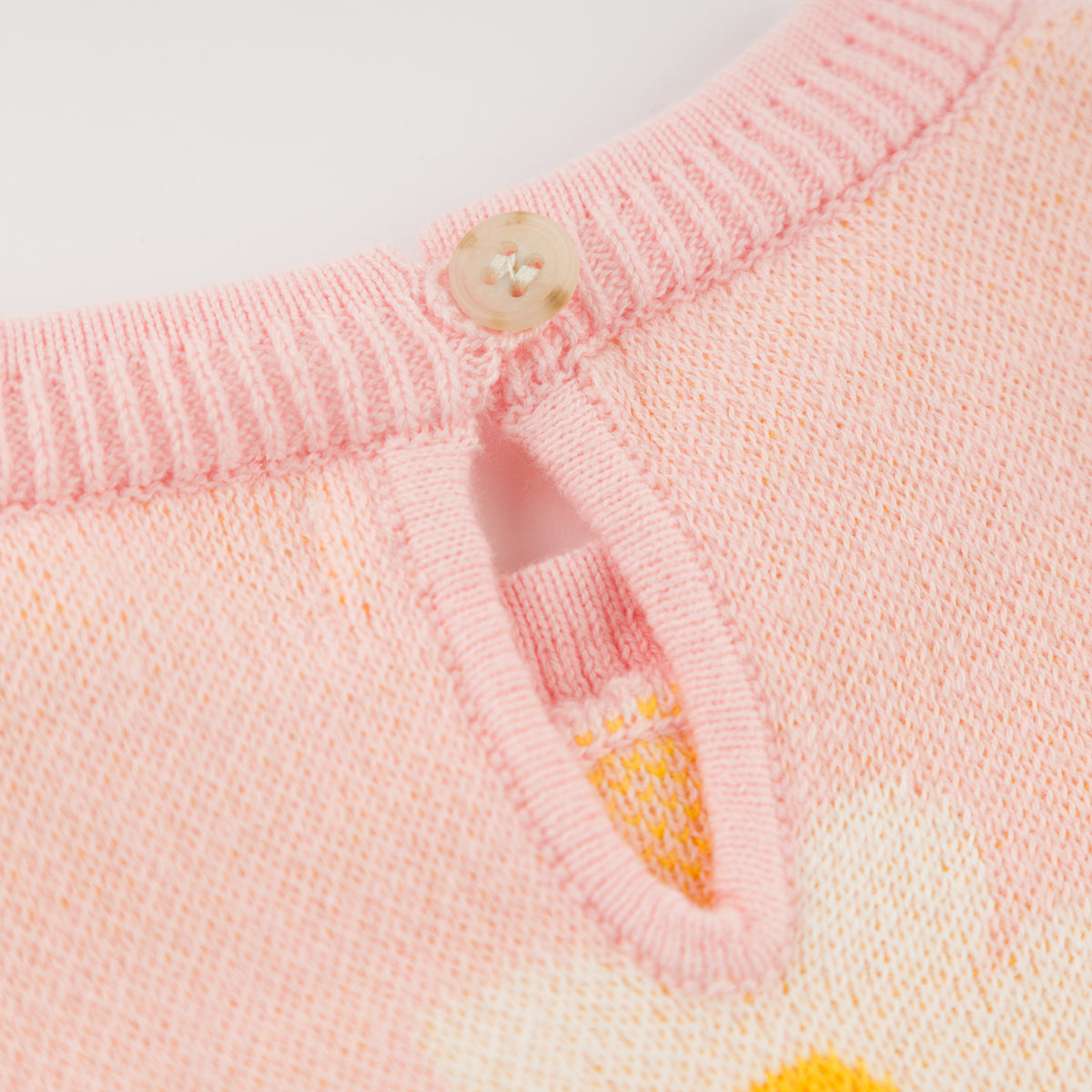 oh baby! Cecilia Bubble - Intarsia Daisies - Pink - Back Button