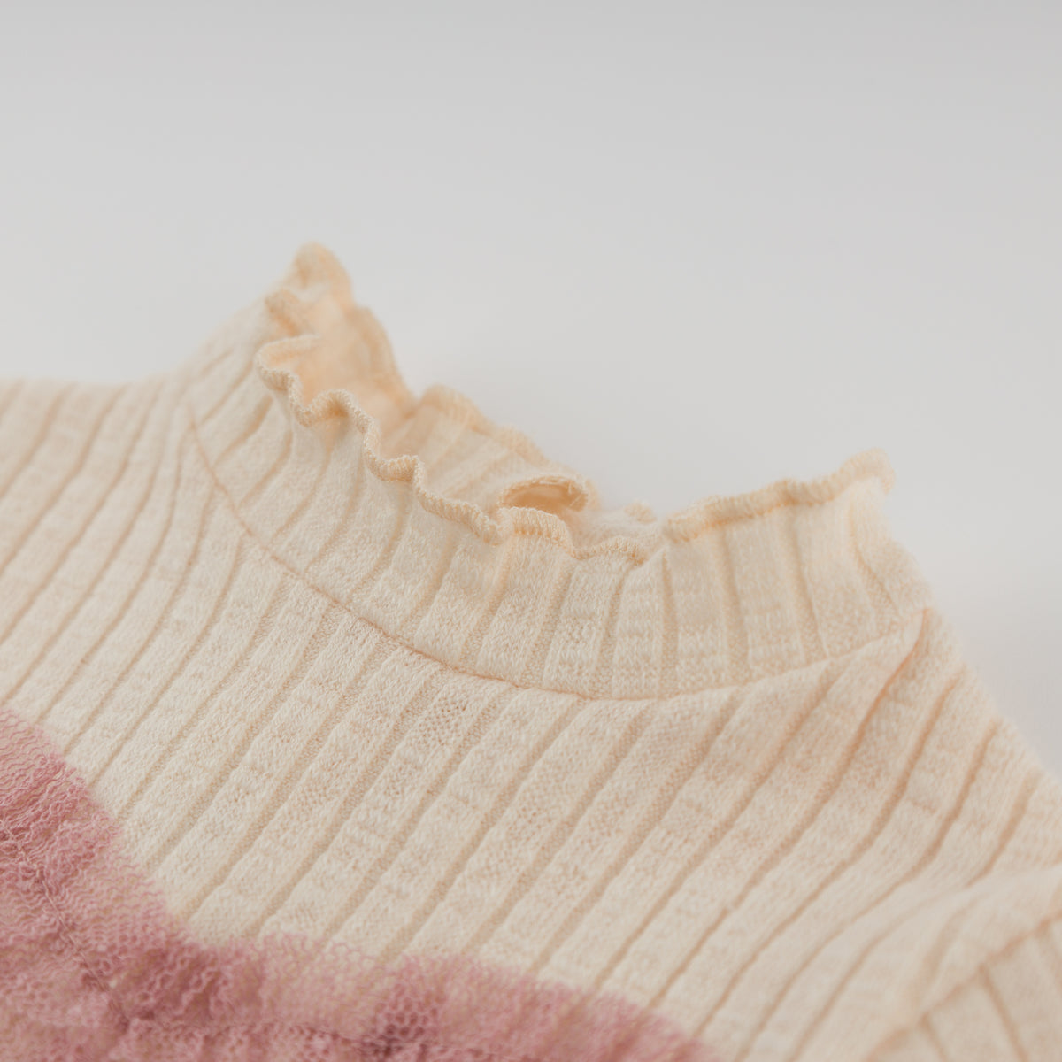 oh baby! Mock Neck Onesie - Ruffle Heart - Natural - Mock Neck