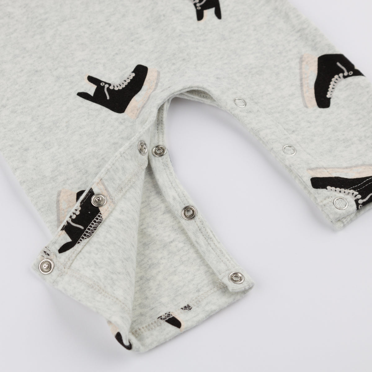 oh baby! One Button Romper Hockey Print - Heather Gray - Leg Snaps