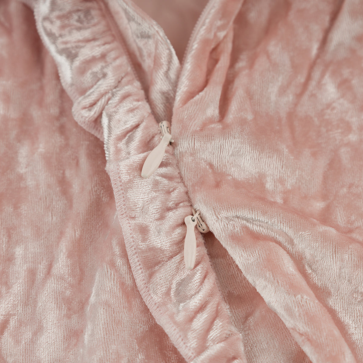 oh baby! Zipper Footie - Crushed Velvet Ruffles - Pale Pink - Two-Way-Zipper