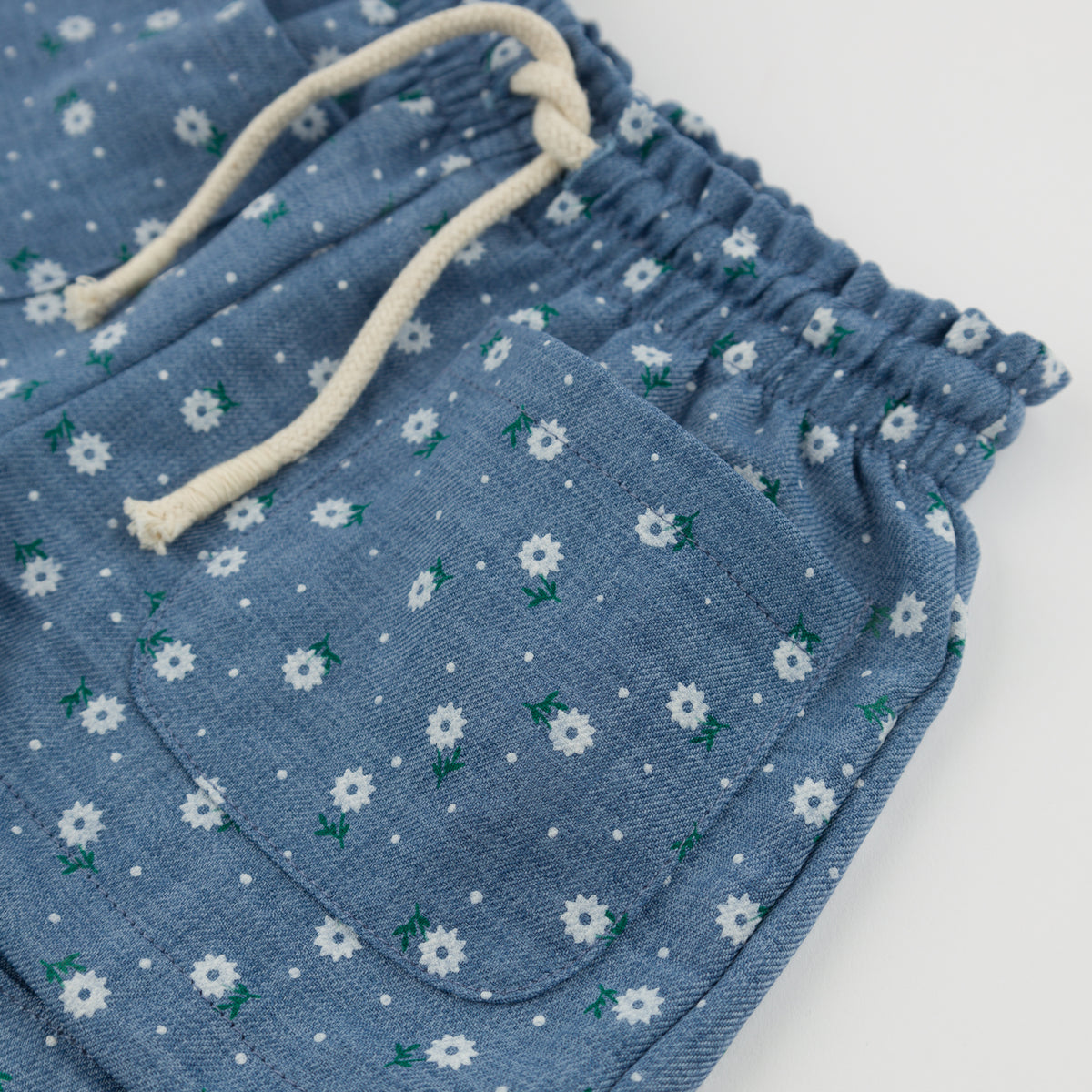 oh baby! Libby Pocket Short - Sunbursts Flower Print - Denim - Waist Tie
