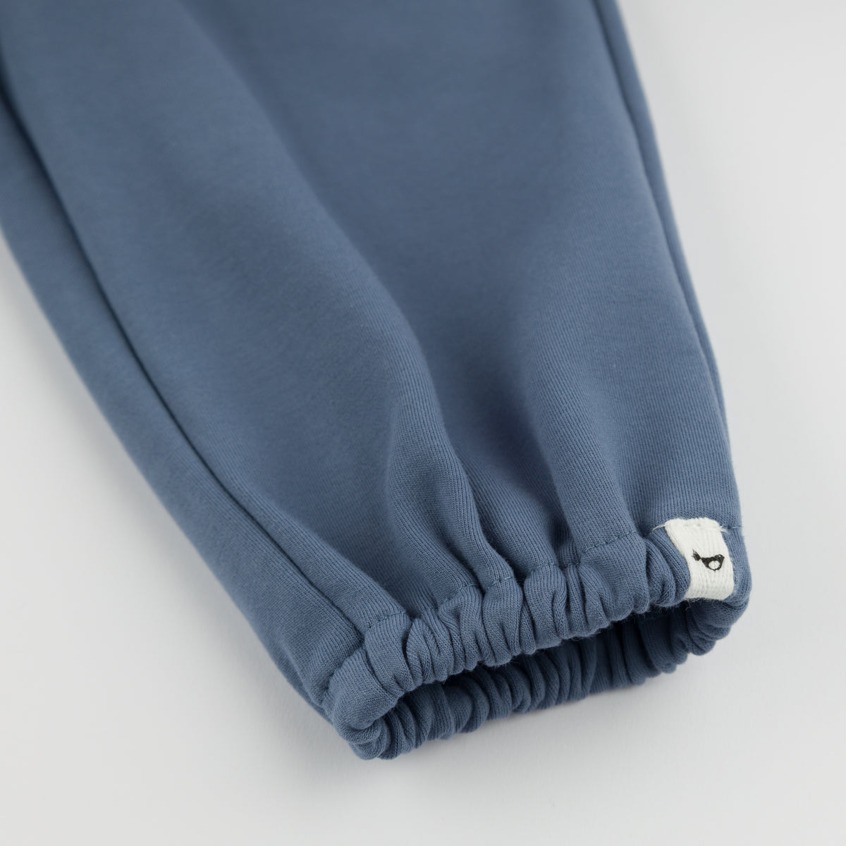 oh baby! French Terry City Jogger - Dusty Blue - Leg elastic