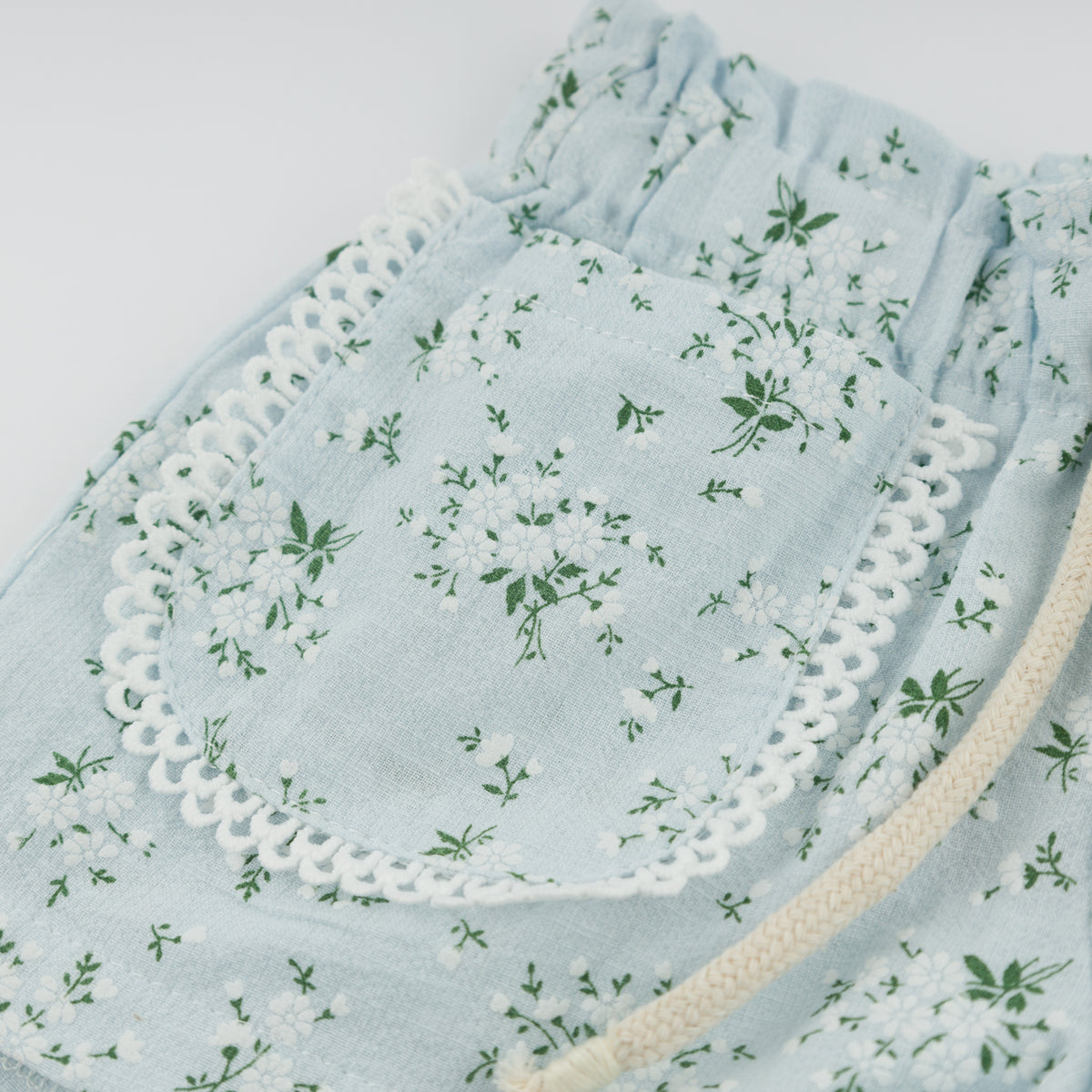 oh baby! Libby Pocket Short - Apple Blossom - Sky Blue - Pocket