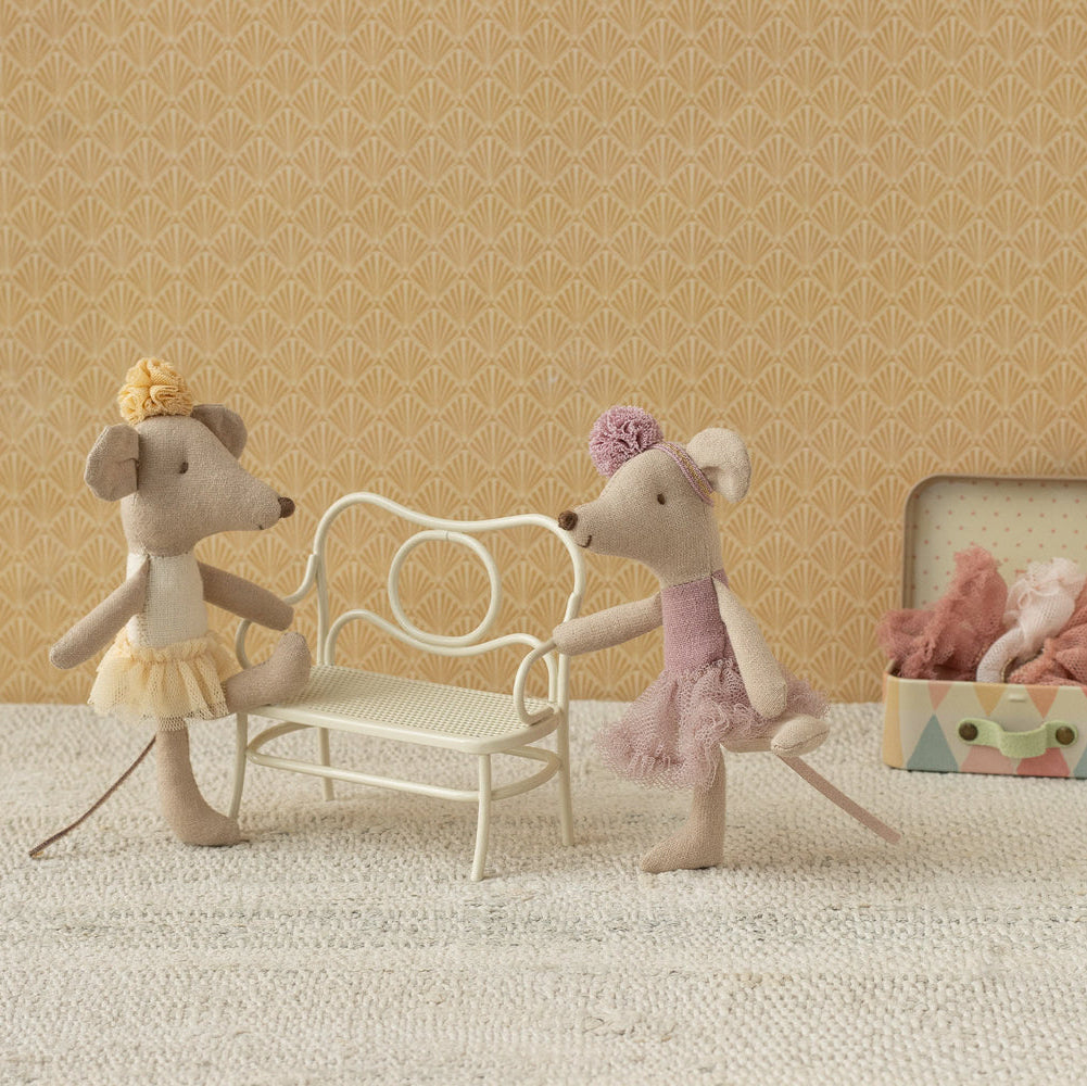 Maileg Ballerina Mouse, Little Sister, Heather - Lifestyle