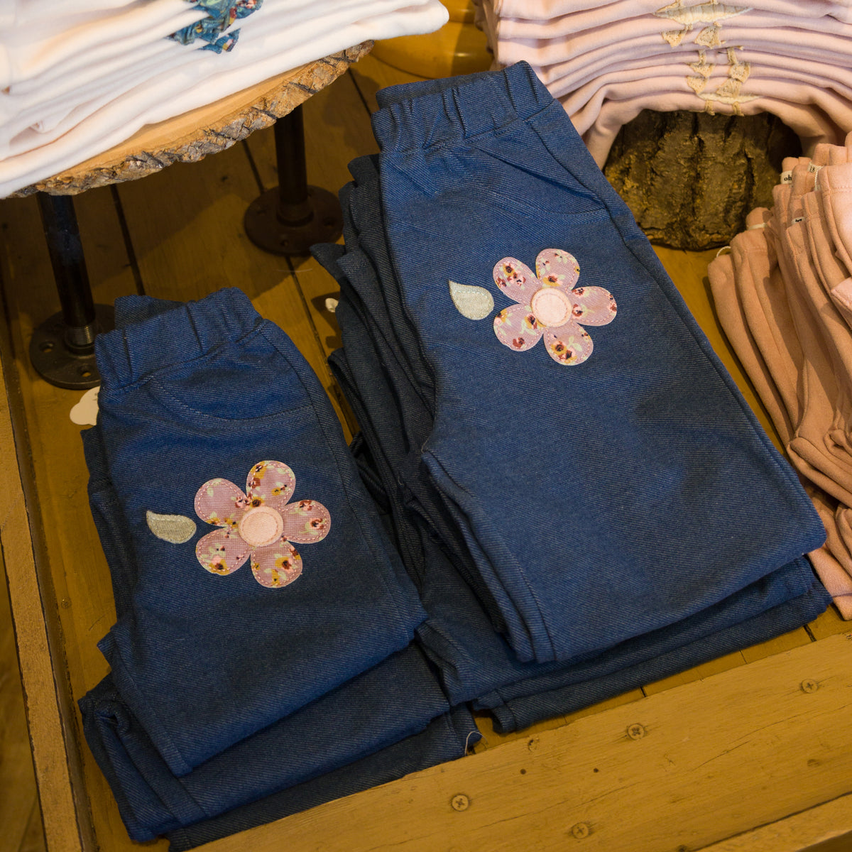 oh baby! Autumn Legging - Harvest Bloom Daisy - Dark Wash - Store