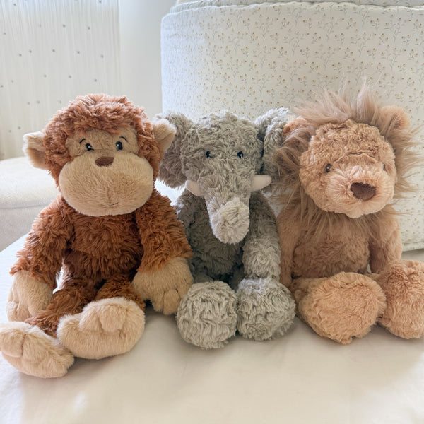 Lionel Lion Stuffed Animal Toy - Lifestyle