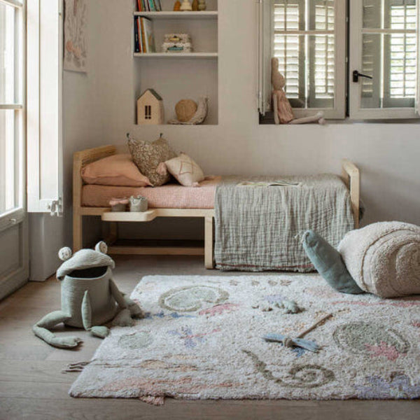 Childrens Room - Frog Storage
