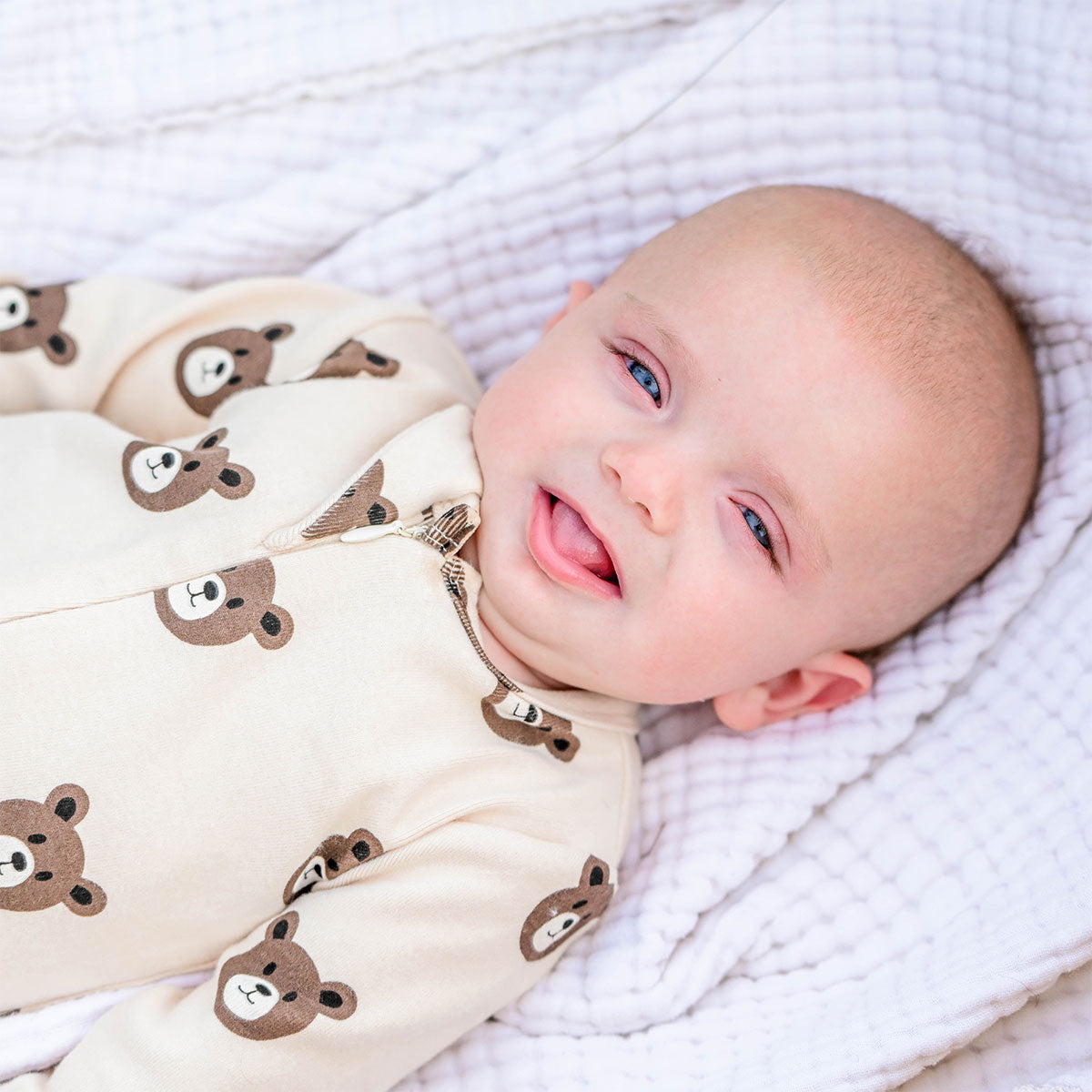oh baby! Zipper Footie - Bear Faces - Shortbread - Close