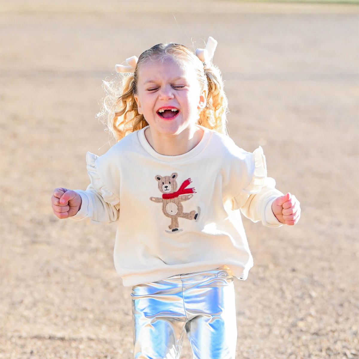 oh baby! Ruffle Slouch Sweatshirt - Ice Skating Bear - Natural - Lifestyle
