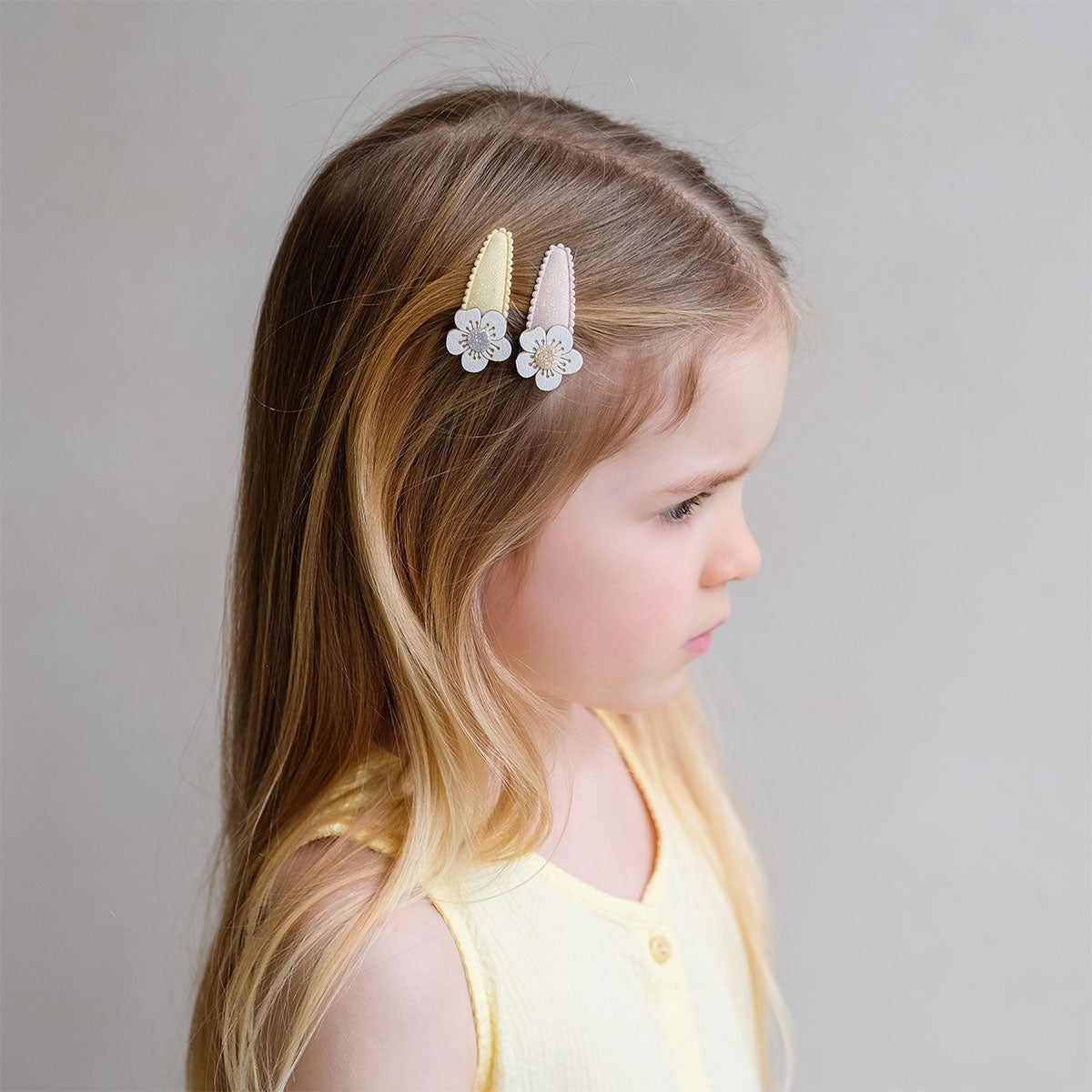 Blossom Mini Mabel Flower Hair Clip - Lifestyle