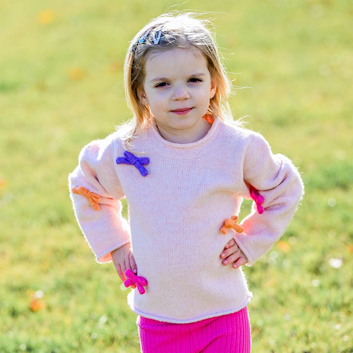 oh baby! Roll-Edge Knitted Pullover Sweater - Multi Bows - Pale Pink Heather - Lifestyle