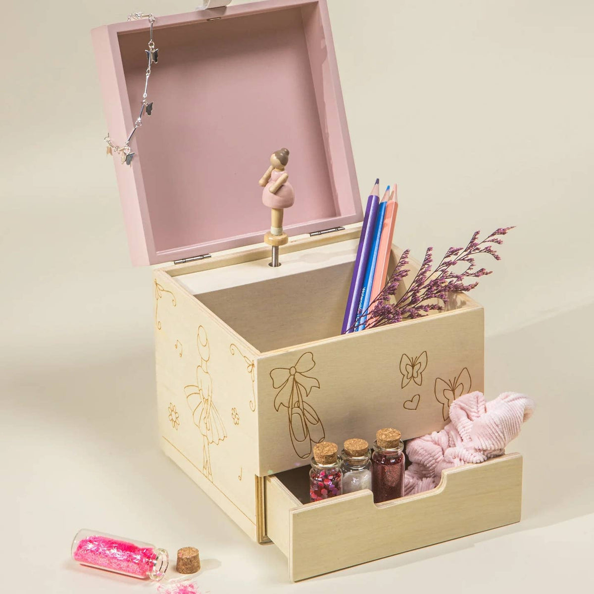 Wooden Musical Souvenir Box - Ballerina - Lifestyle
