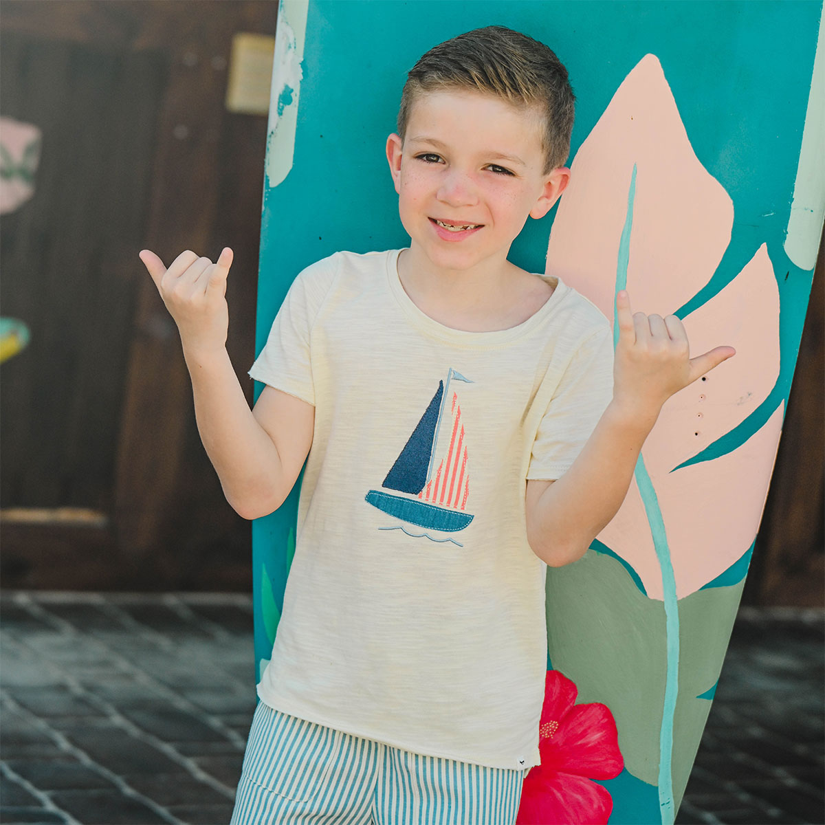oh baby! Raw Edge Short Sleeve T-Shirt - Sailboat Applique - Butter