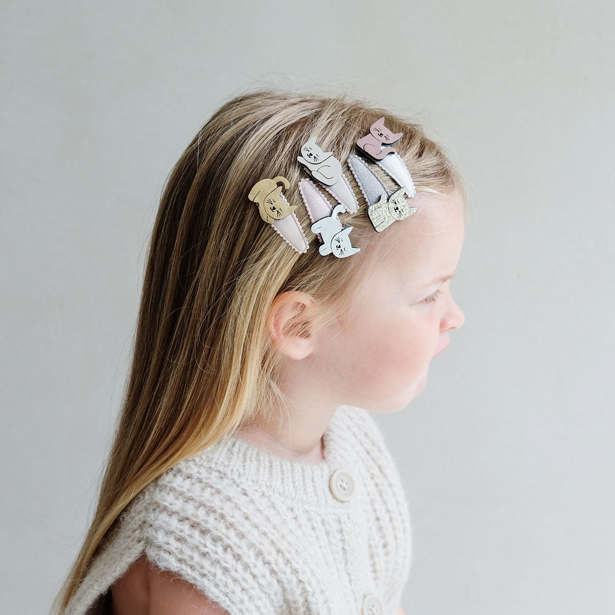 Kitty Cat Mini Clic Clac Hair Clip-Lifestyle