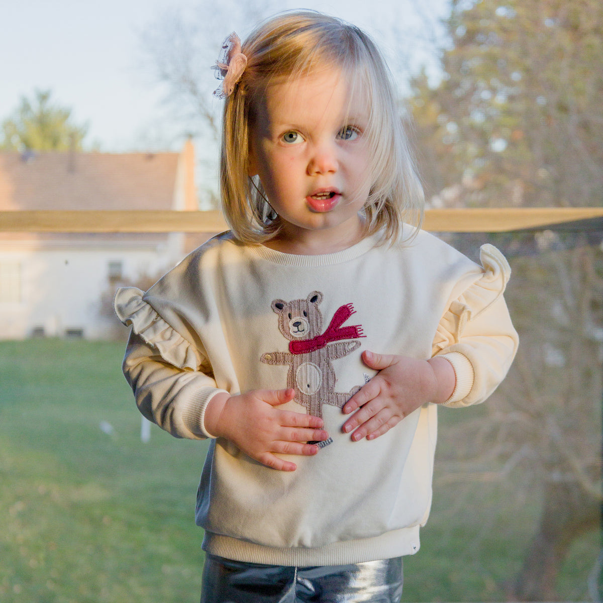 oh baby! Ruffle Slouch Sweatshirt - Ice Skating Bear - Natural