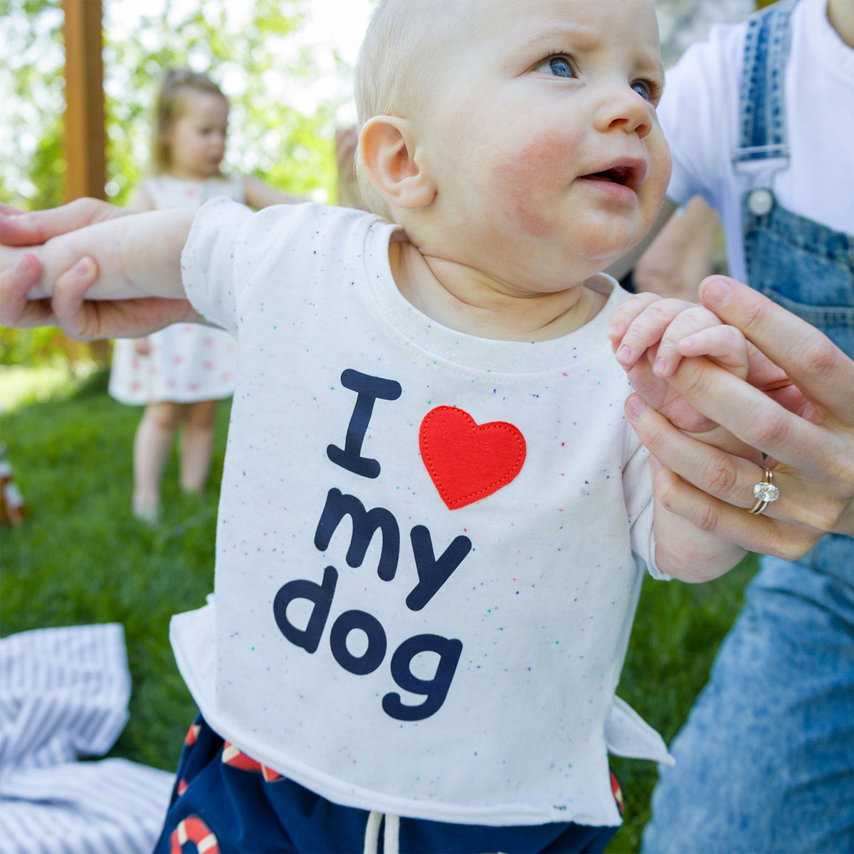 oh baby! Raw Edge Short Sleeve Tee - I Heart My Dog Applique - Confetti Oyster