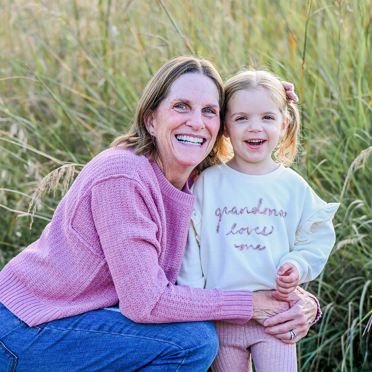 oh baby! Ruffle Slouch Sweatshirt - Grandma Loves Me - Natural - with Grandma