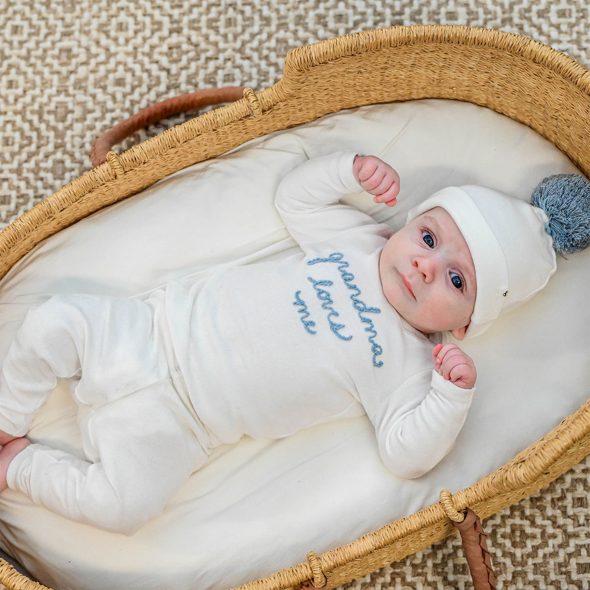 oh baby! Two Piece Set - "grandma loves me" Fog Embroidered - Cream - Lifestyle