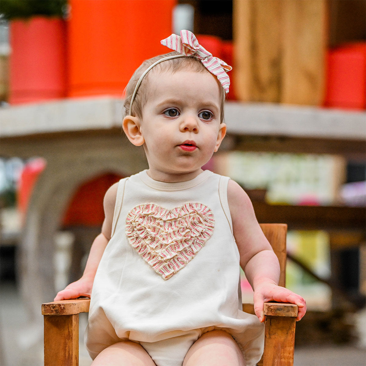 oh baby! Bubble - Stripes Ruffle Heart - Natural - Lifestyle - Sitting