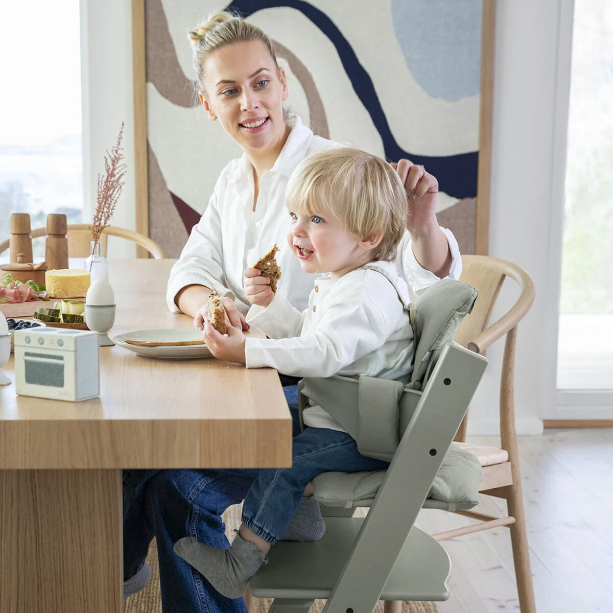 High chair baby store stokke