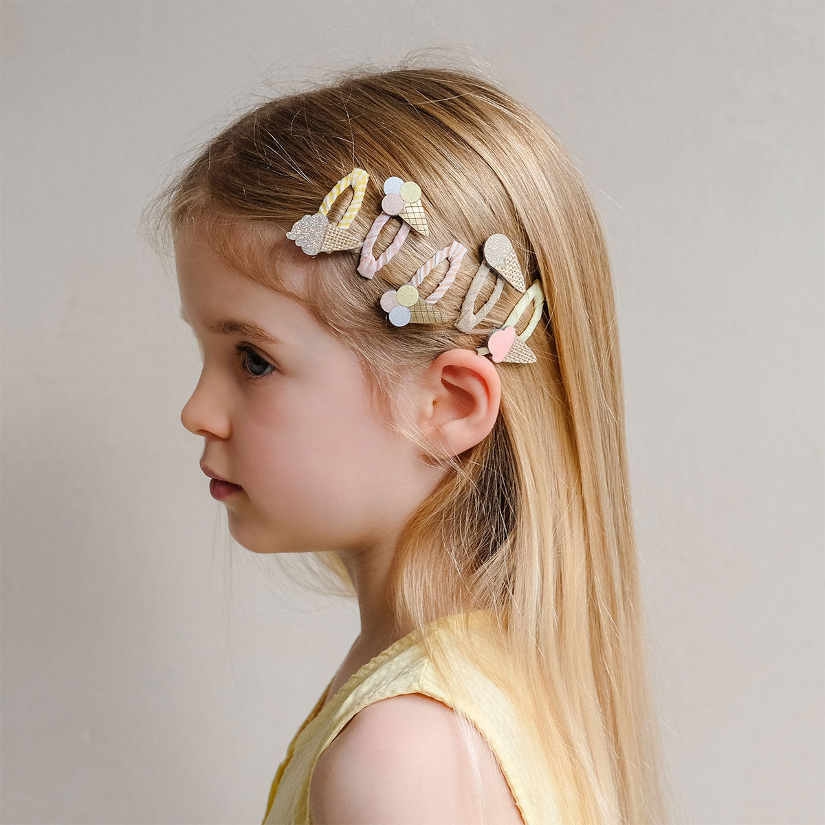 Ice Cream Mini Clic Clac Hair Clip - Lifestyle - Side