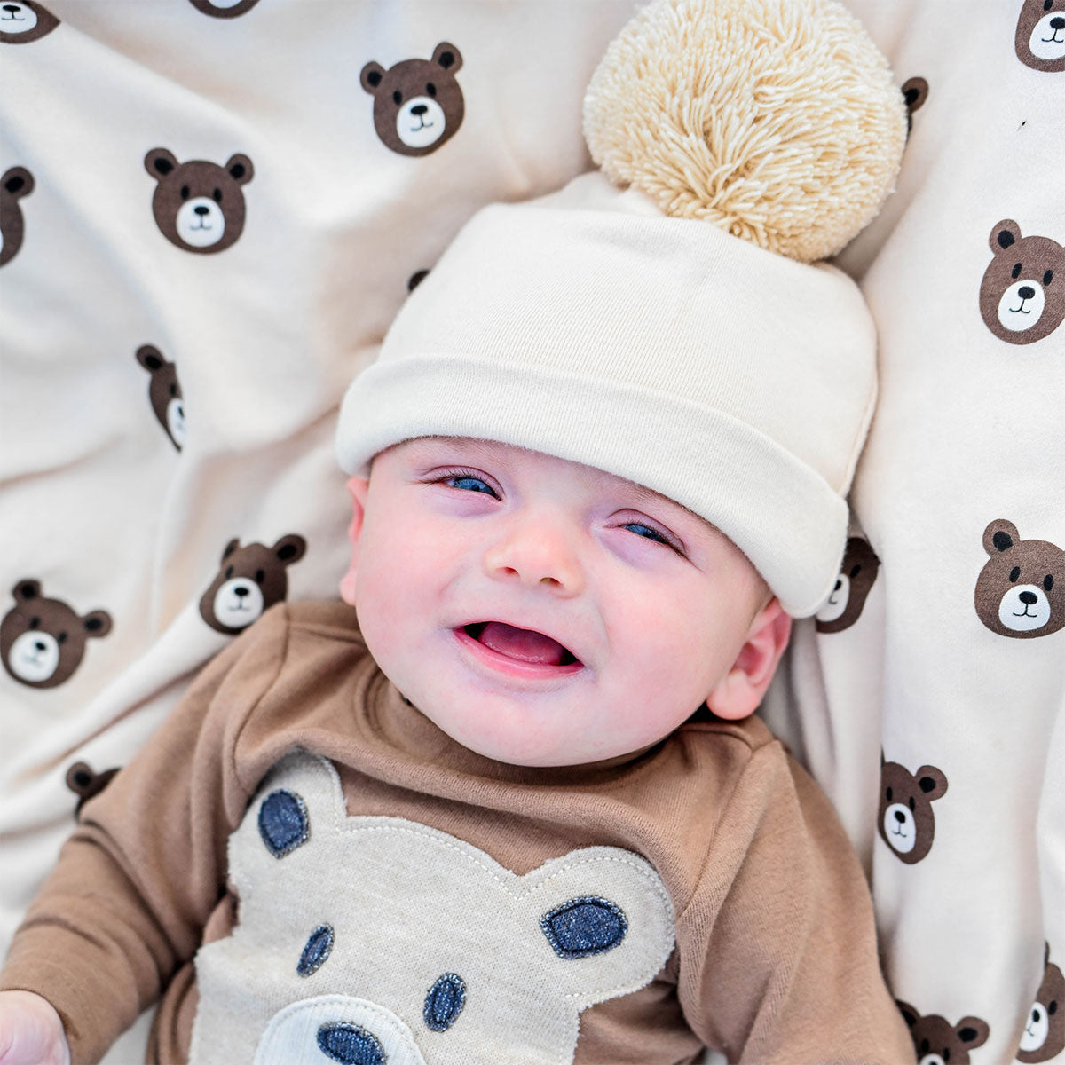 oh baby! Pom Hat - Shortbread on Shortbread
