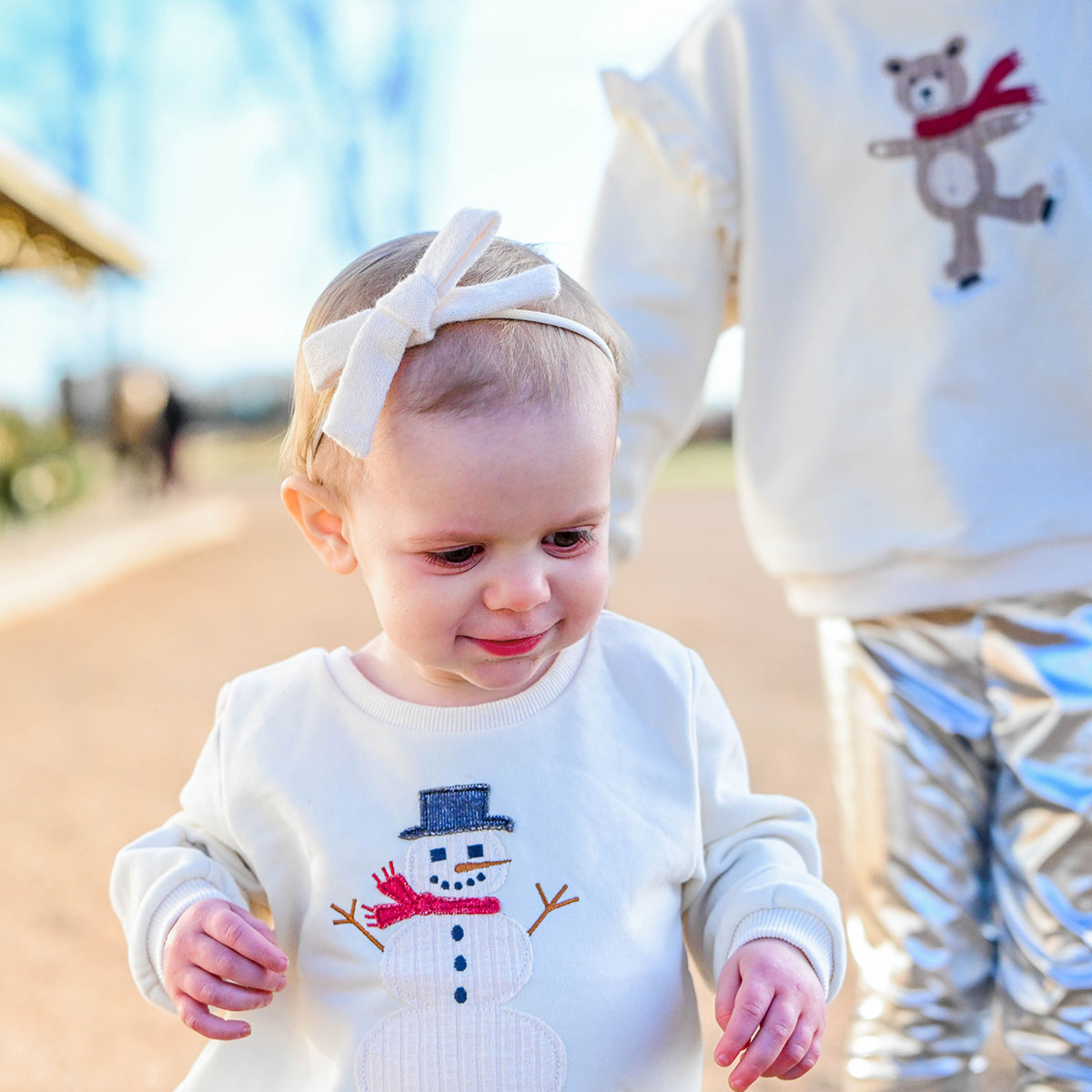 oh baby! Brooklyn Boxy Sweatshirt - Full Snowman - Natural - with bow headband